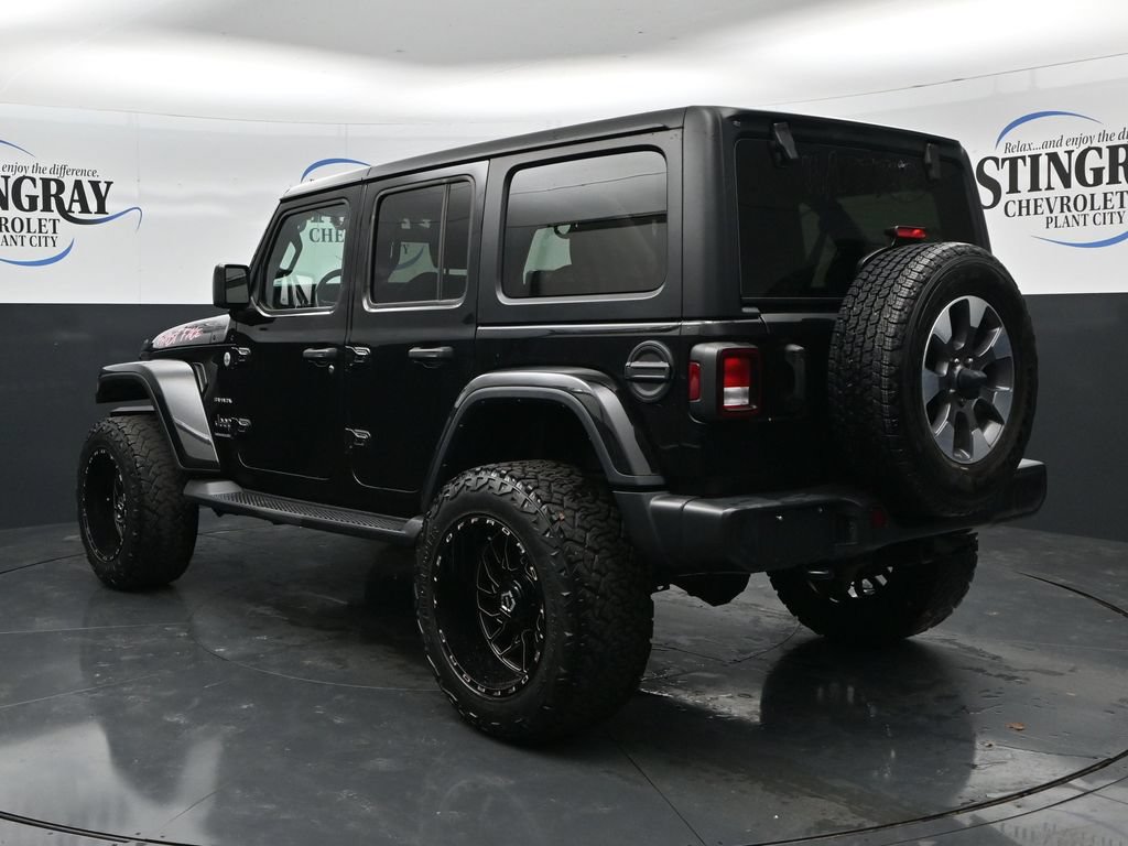 Used 2023 Jeep Wrangler Unlimited Sahara w/ Cold Weather Group AWD/4WD image 5