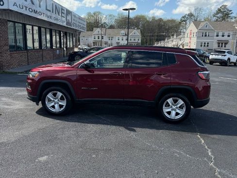 Used 2022 Jeep Compass Latitude AWD/4WD image 8