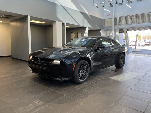 New 2026 Dodge Charger Scat Pack w/ Blacktop Package AWD/4WD image 6