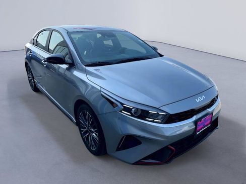 Used 2023 Kia Forte GT-Line w/ GT-Line Technology Package FWD image 4