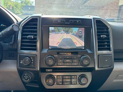 Used 2018 Ford F150 XLT w/ Equipment Group 302A Luxury AWD/4WD image 10