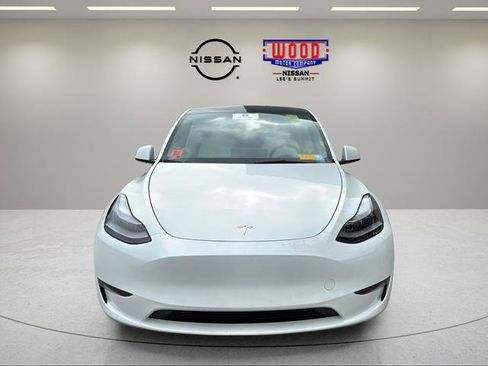Used 2024 Tesla Model Y 2WD image 6