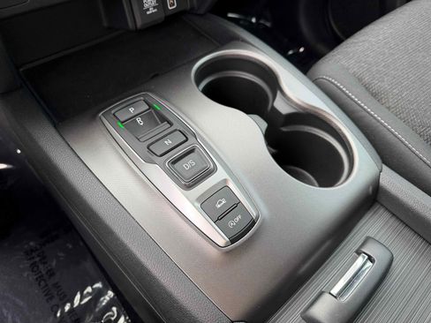 Used 2023 Honda Ridgeline Sport image 23