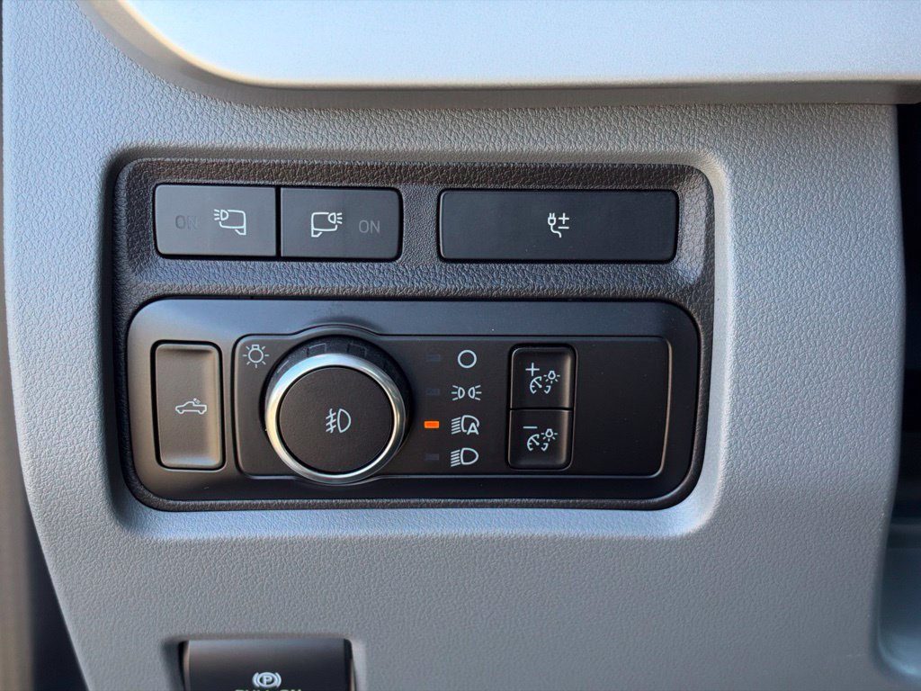 Used 2024 Ford F250 XLT AWD/4WD image 20
