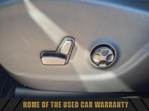 Used 2018 Jeep Cherokee Latitude Plus image 17