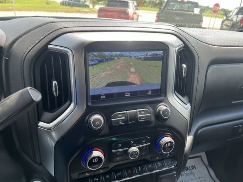 Used 2021 Chevrolet Silverado 1500 LT Trail Boss w/ Convenience Package II AWD/4WD image 23