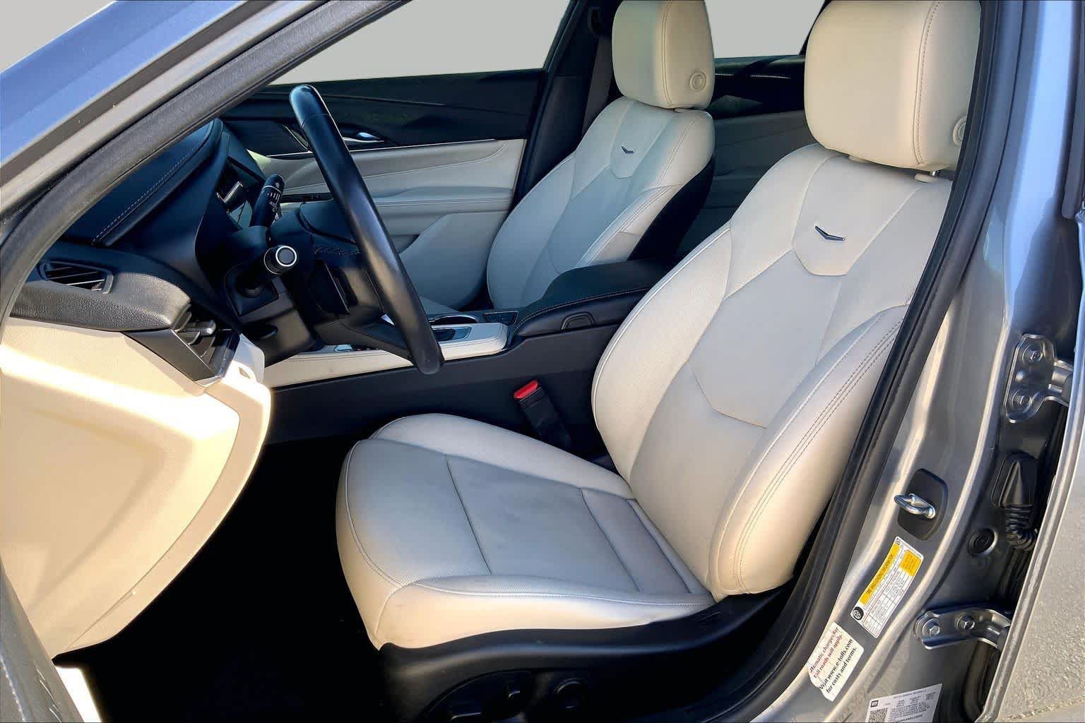 Used 2022 Cadillac CT4 Premium Luxury w/ Climate Package RWD image 8