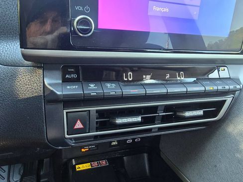Used 2025 Toyota Camry LE FWD image 24