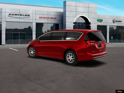 New 2026 Chrysler Pacifica Select image 4