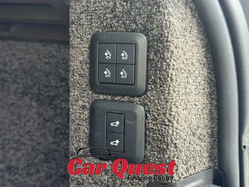 Used 2018 Land Rover Range Rover Long Wheelbase Supercharged AWD/4WD image 16