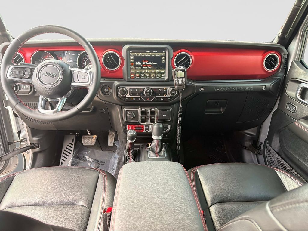 Used 2021 Jeep Wrangler Unlimited Rubicon AWD/4WD image 16