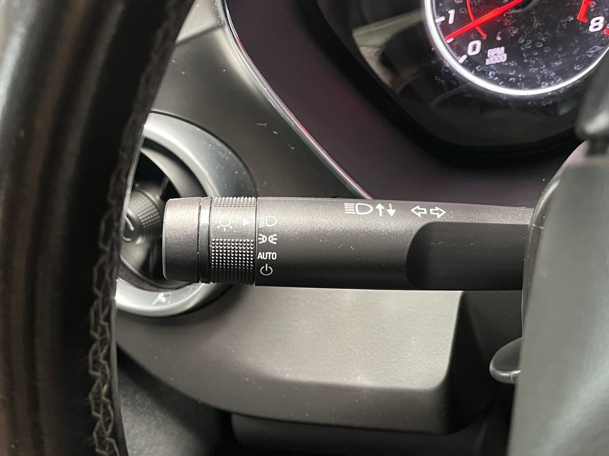 Used 2016 Chevrolet Camaro LT RWD image 14