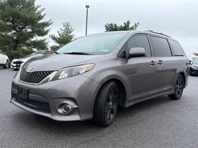 Used 2012 Toyota Sienna SE