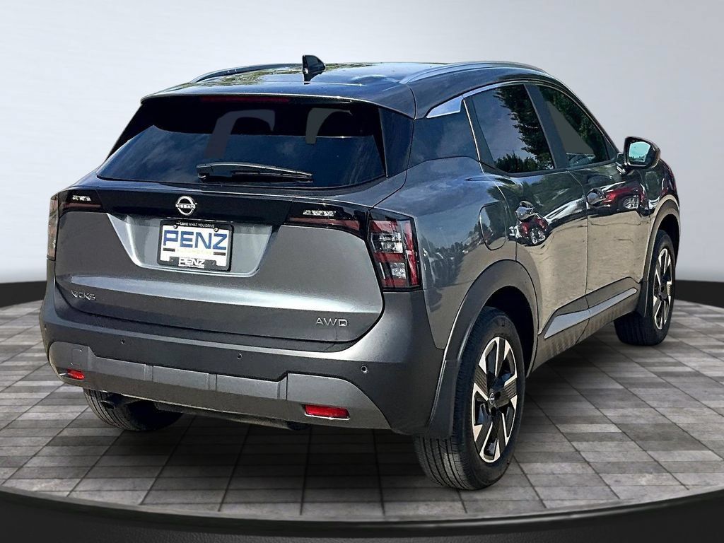 Used 2026 Nissan Kicks SV w/ SV Premium Package AWD/4WD image 7