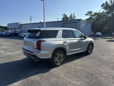 Used 2025 Hyundai Palisade SEL FWD image 5