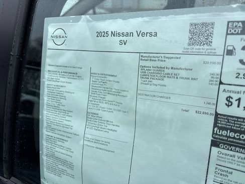 Used 2025 Nissan Versa SV w/ Trunk Package image 18
