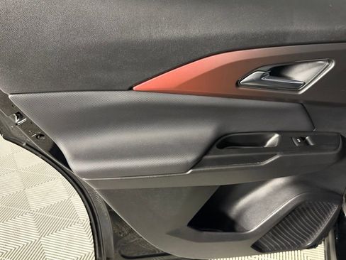 Used 2024 Chevrolet Equinox EV RS image 25