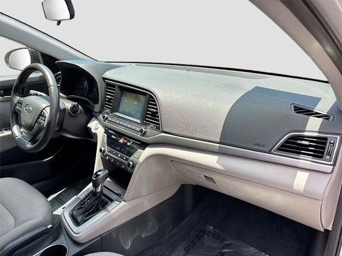 Used 2017 Hyundai Elantra SE w/ SE A/T Tech Package 03 FWD image 28