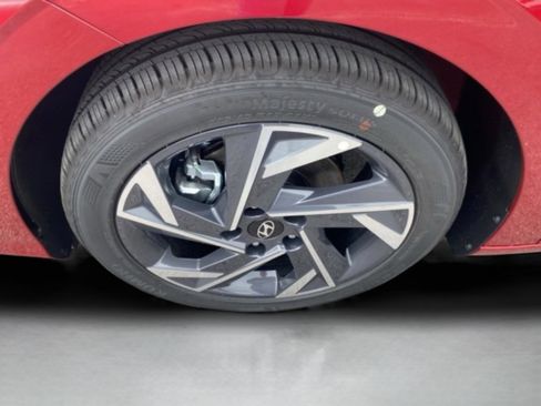 New 2025 Hyundai Elantra Sport image 34