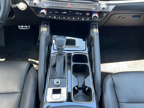 Used 2024 Kia Telluride SX FWD image 15