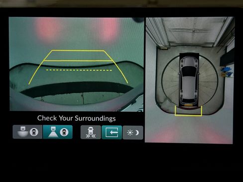 Used 2025 Honda Pilot TrailSport image 15