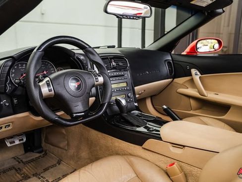 Used 2011 Chevrolet Corvette Grand Sport w/ Preferred Equipment Group RWD image 2