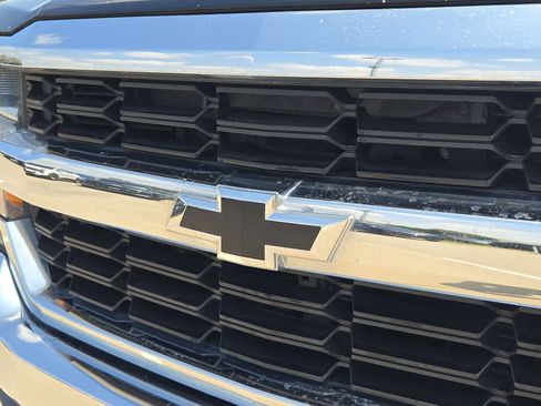 Used 2017 Chevrolet Silverado 1500 LT w/ Texas Edition image 11