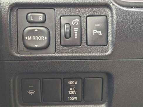 Used 2017 Toyota 4Runner Limited AWD/4WD image 16