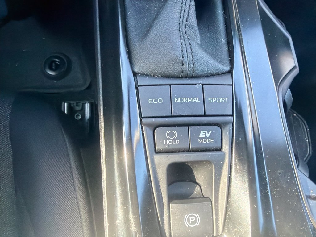Used 2026 Toyota Camry LE FWD image 13
