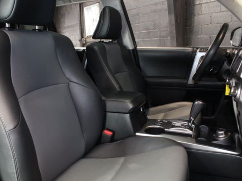 Used 2019 Toyota 4Runner SR5 Premium AWD/4WD image 45