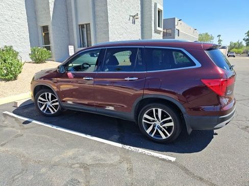 Used 2016 Honda Pilot Elite image 3