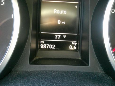 Used 2013 Volkswagen Golf 2-Door image 12