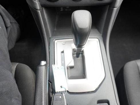 Used 2022 Subaru Impreza 2.0i Premium image 34