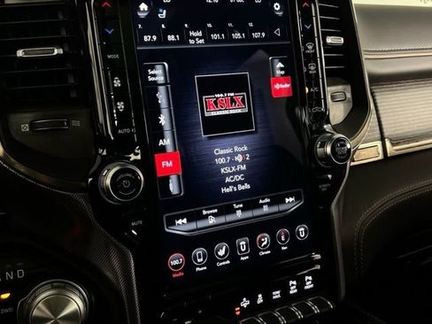 Used 2021 RAM 1500 Limited AWD/4WD image 17