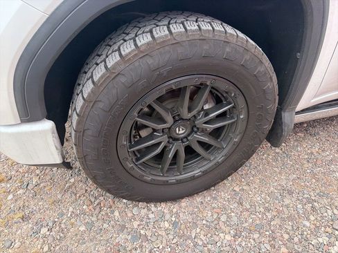 Used 2021 GMC Sierra 1500 Denali w/ Denali Ultimate Package image 3