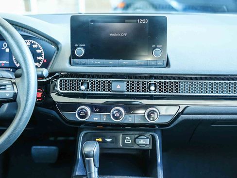 Certified 2023 Honda Civic LX image 17