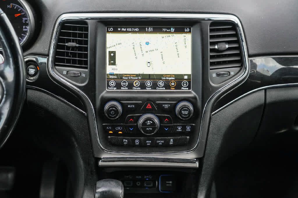 Used 2018 Jeep Grand Cherokee Trailhawk w/ Trailhawk Luxury Group AWD/4WD image 13