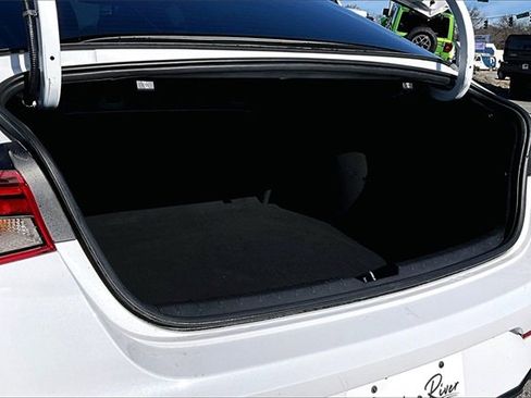 Used 2022 Kia K5 GT-Line image 30