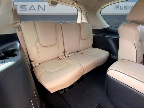 Used 2023 Nissan Armada Platinum w/ Captain's Chairs Package RWD image 25