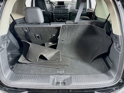 Used 2025 Honda Pilot Touring image 22