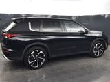 Used 2022 Mitsubishi Outlander SE image 3