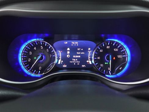 New 2026 Chrysler Pacifica Select image 15