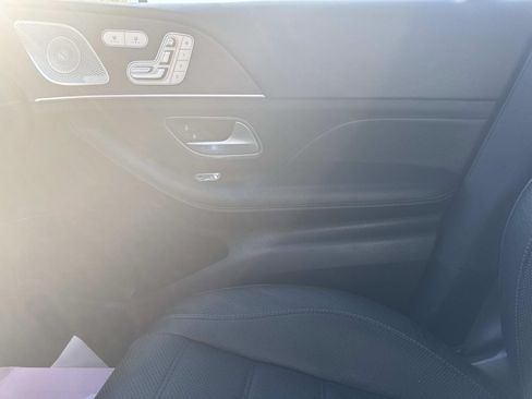 Used 2022 Mercedes-Benz GLS 450 4MATIC image 22