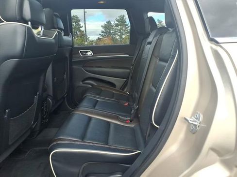 Used 2015 Jeep Grand Cherokee Overland image 9