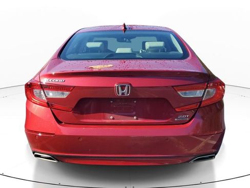 Used 2021 Honda Accord Touring image 5