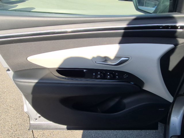 Used 2024 Hyundai Tucson Limited AWD/4WD image 11