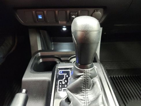 Certified 2022 Toyota Tacoma SR image 58