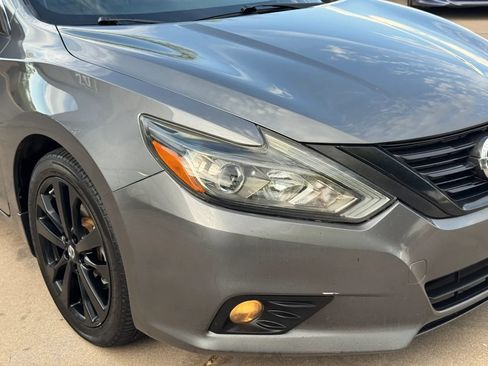 Used 2018 Nissan Altima 2.5 SR w/ SR Midnight Edition FWD image 37