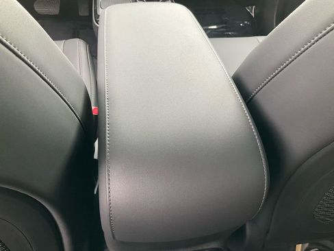 Used 2025 Hyundai Ioniq 5 SEL image 48