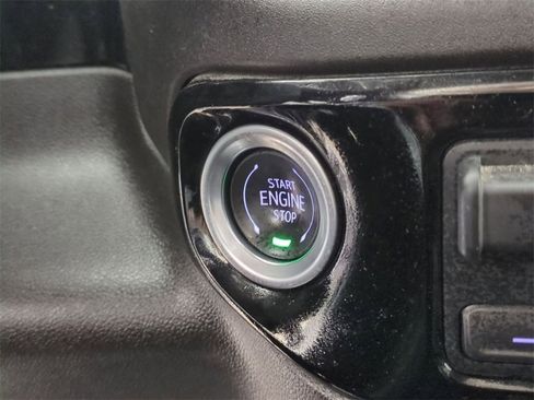 Certified 2025 Chevrolet Silverado 2500 LT w/ Convenience Package image 17